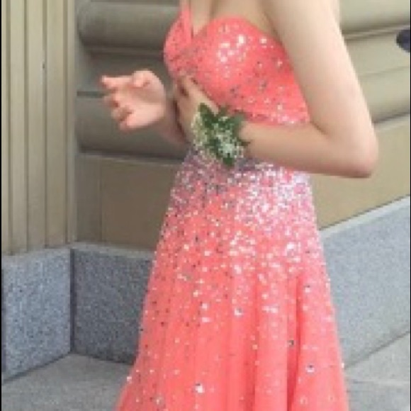 Strapless sparkly coral pink graduation dress - Picture 3 of 3